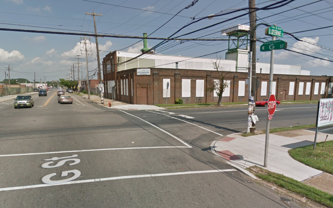 Multi-Vehicle Car Crash Leaves Three Injured in Juniata Park at G and Luzerne Streets